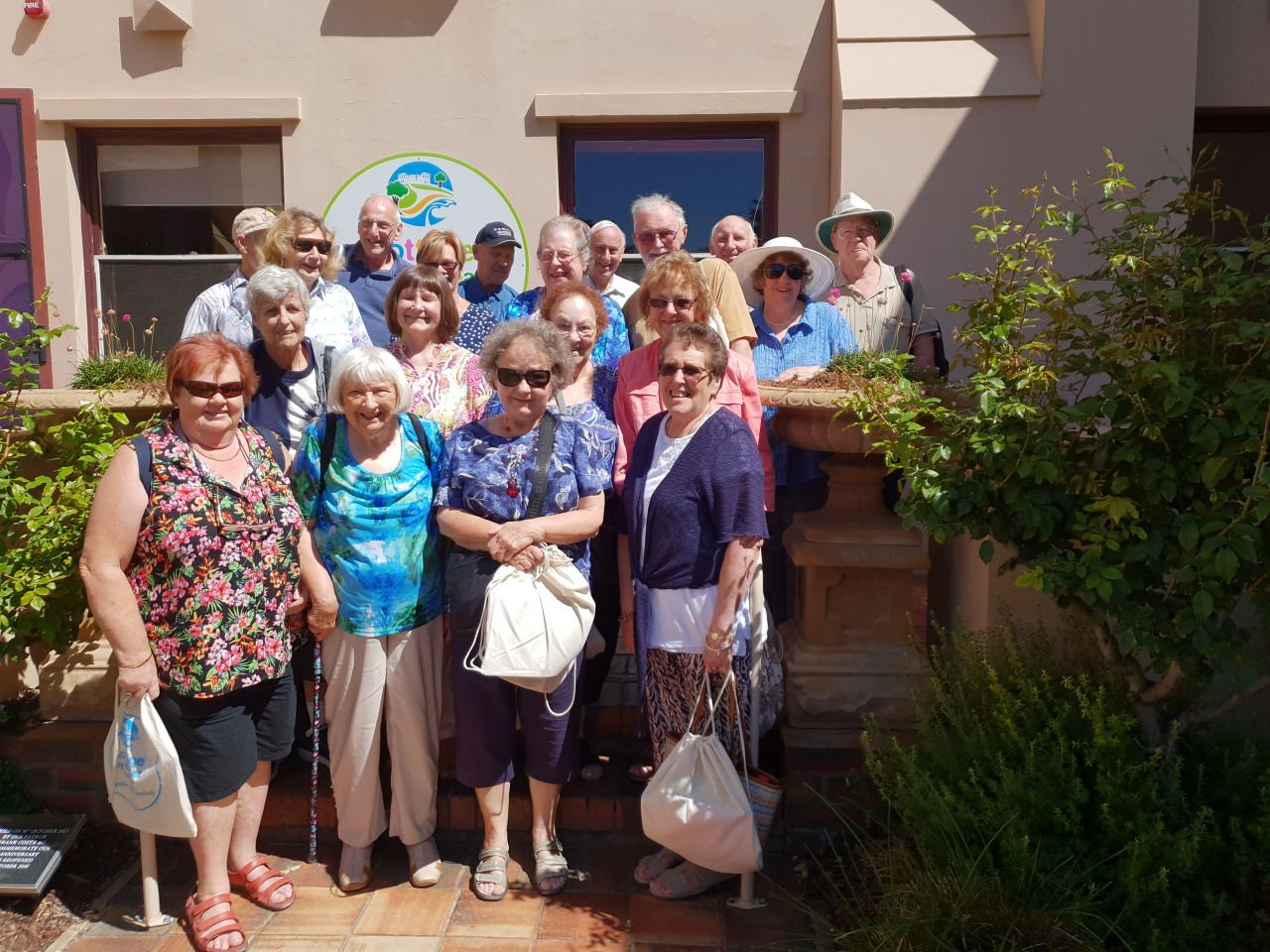 Yarra Ranges NSA members visiting Cottage by The Sea.
