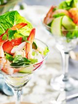 Prawn cocktail with zucchini and mint salad