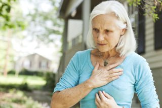 Heart attacks affect the sexes differently