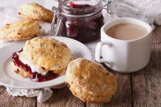 The great scone debate
