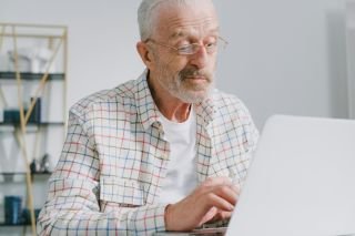Everyday habits to help you stay scam safe