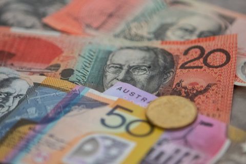Cash mandate "devil in the detail" disappoints
